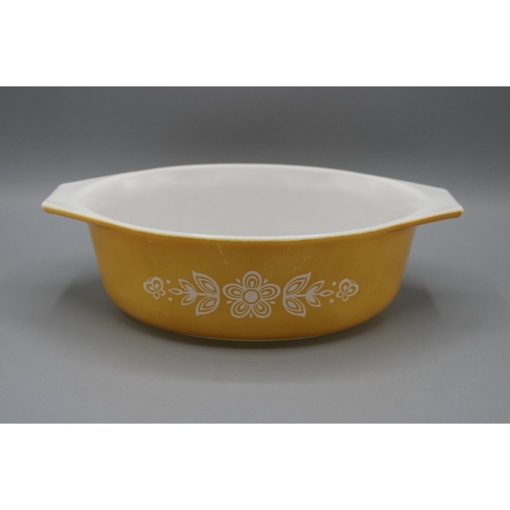 Vintage Pyrex #043 Butterfly Gold 1 1/2Qt Casserole Dish Gold White *No Lid*